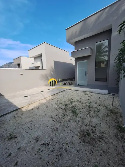 Foto 3 de Casa com 2 quartos à venda, 300m2 em Inoã (Inoã), Marica - RJ