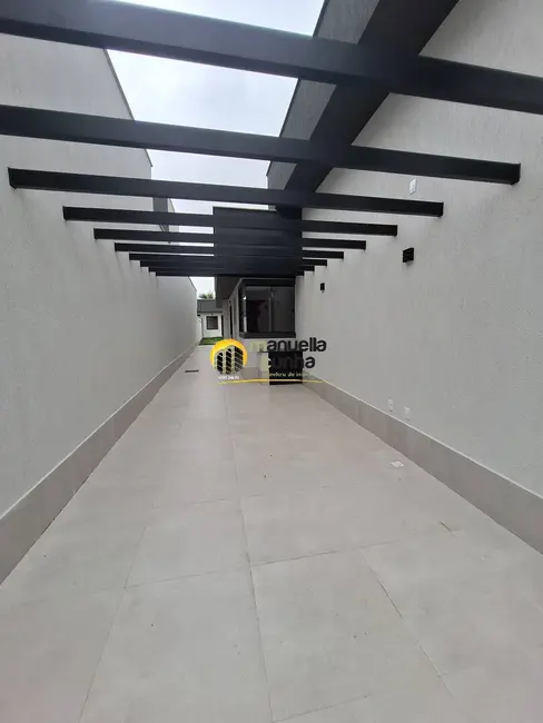 Foto 7 de Casa com 3 quartos à venda, 300m2 em Marica - RJ