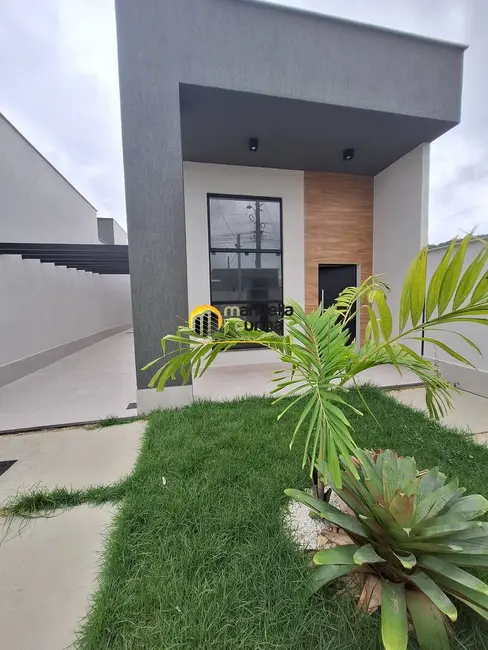 Foto 6 de Casa com 3 quartos à venda, 300m2 em Marica - RJ
