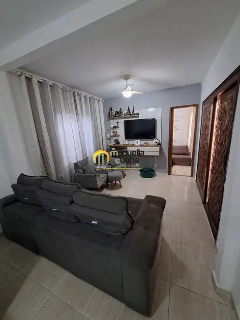 Casa com 2 quartos à venda em Jardim Atlântico Oeste (Itaipuaçu), Marica - RJ - imagem 3 Foto 3 de Casa com 2 quartos à venda em Jardim Atlântico Oeste (Itaipuaçu), Marica - RJ
