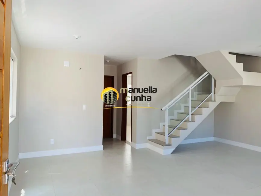 Foto 8 de Casa com 5 quartos à venda, 300m2 em Jardim Atlântico Oeste (Itaipuaçu), Marica - RJ