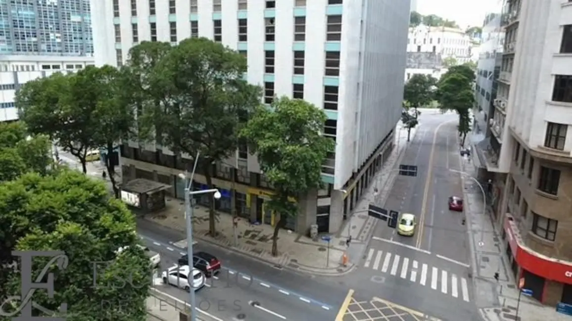 Loja à venda, 1472m2 em Centro, Rio De Janeiro - RJ - imagem 1 Foto 1 de Loja à venda, 1472m2 em Centro, Rio De Janeiro - RJ