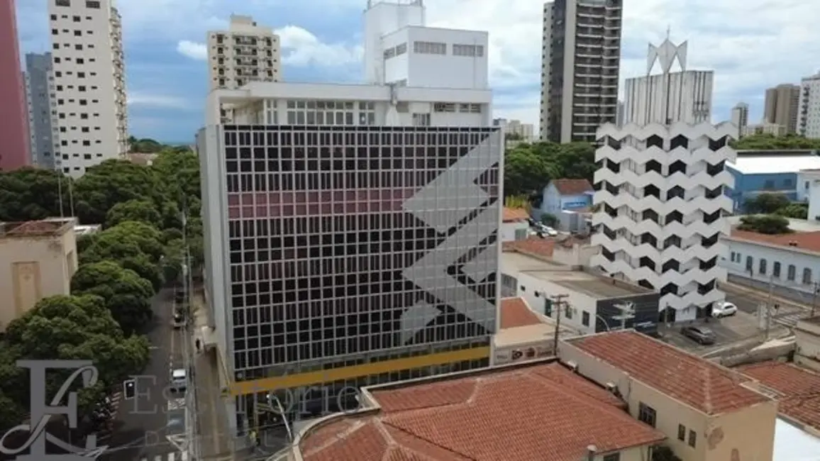 Foto 1 de Loja à venda, 200m2 em Centro, Araraquara - SP