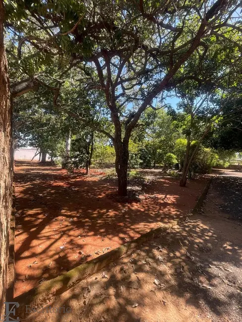 Foto 2 de Terreno / Lote à venda, 3280m2 em Caldas Novas - GO