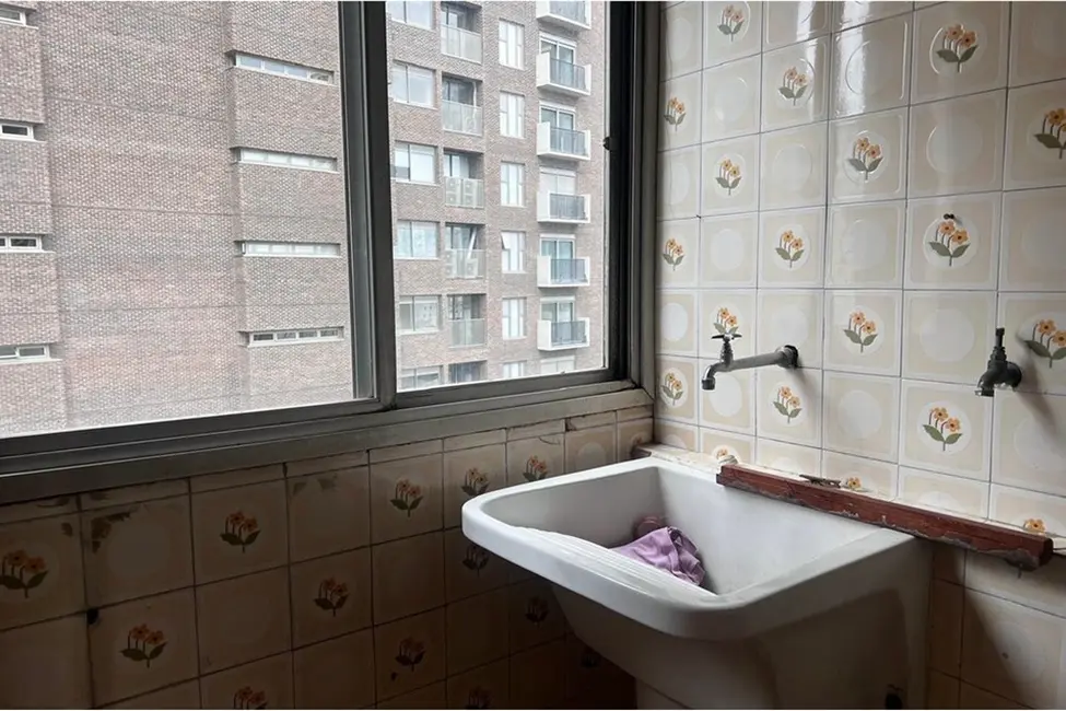 Apartamento com 3 quartos à venda, 107m2 em Itaim Bibi, São Paulo - SP - imagem 3 Foto 3 de Apartamento com 3 quartos à venda, 107m2 em Itaim Bibi, São Paulo - SP