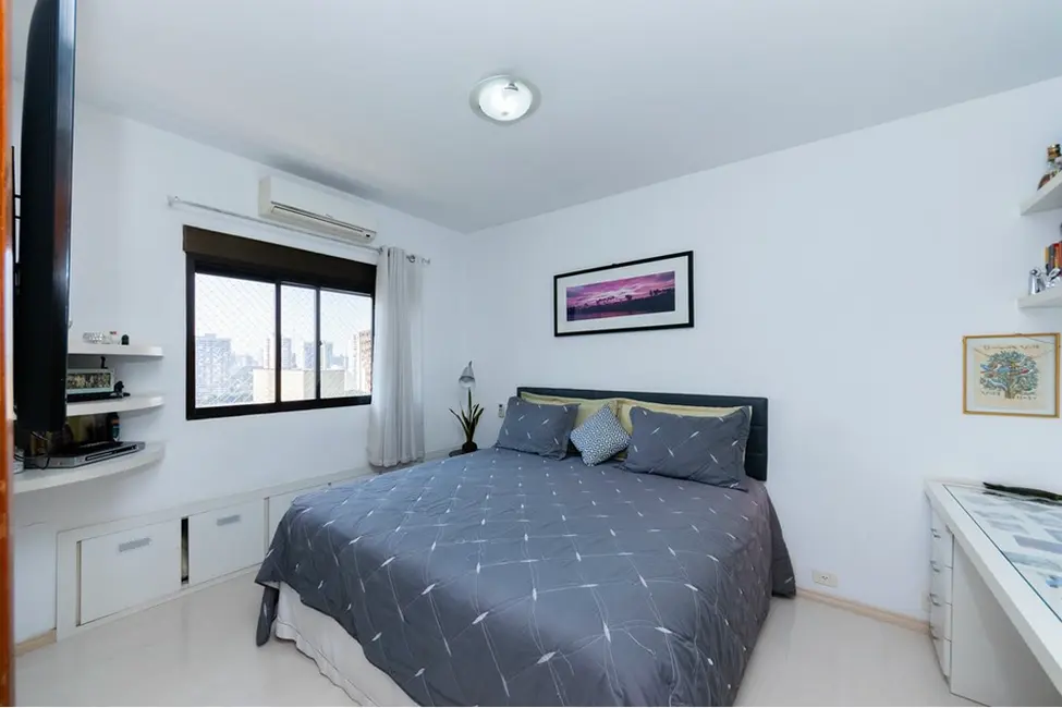 Apartamento com 5 quartos à venda, 447m2 em Campo Belo, São Paulo - SP - imagem 6 Foto 6 de Apartamento com 5 quartos à venda, 447m2 em Campo Belo, São Paulo - SP