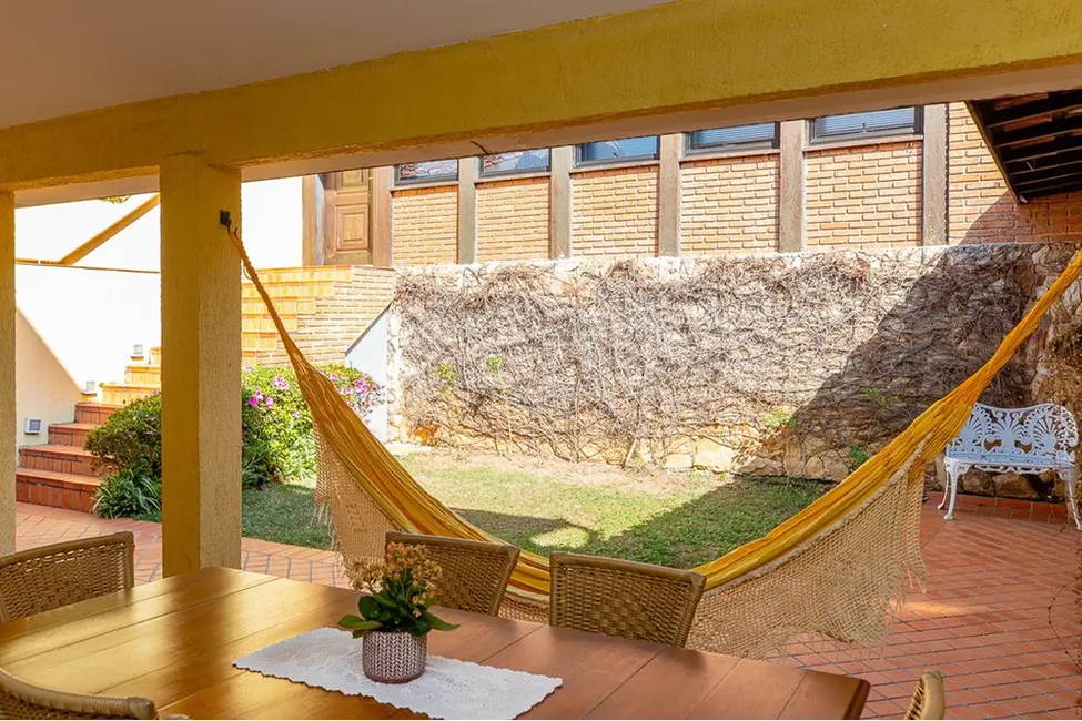 Foto 3 de Casa com 4 quartos à venda, 351m2 em Alto de Pinheiros, São Paulo - SP