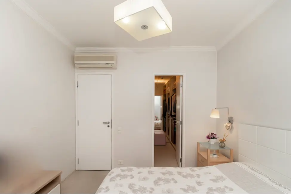 Foto 9 de Apartamento com 3 quartos à venda, 112m2 em Moema, São Paulo - SP