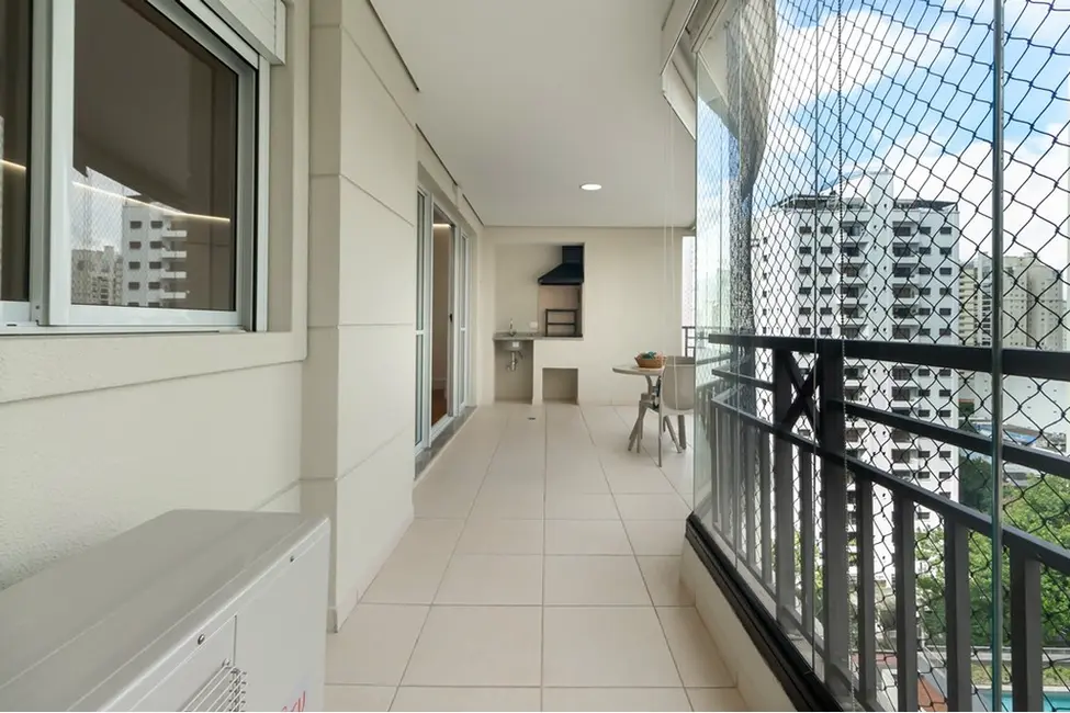 Apartamento com 2 quartos à venda, 126m2 em Moema, São Paulo - SP - imagem 3 Foto 3 de Apartamento com 2 quartos à venda, 126m2 em Moema, São Paulo - SP