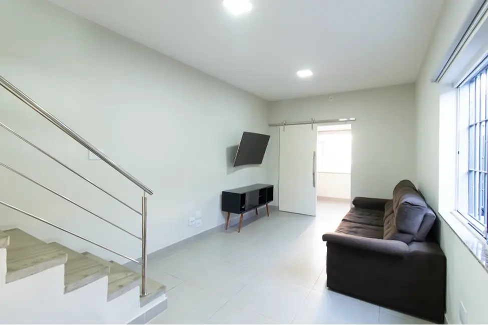 Casa com 3 quartos à venda, 210m2 em Campo Belo, São Paulo - SP - imagem 1 Foto 1 de Casa com 3 quartos à venda, 210m2 em Campo Belo, São Paulo - SP