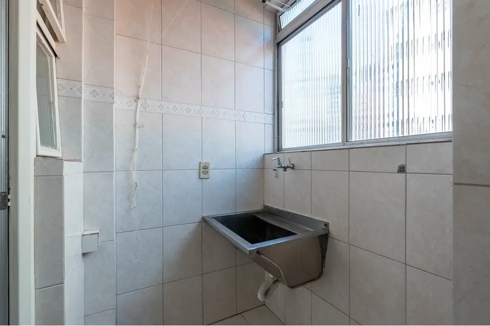 Foto 3 de Apartamento com 2 quartos à venda, 62m2 em Moema, São Paulo - SP