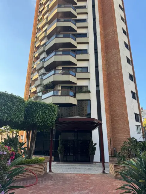 Apartamento com 3 quartos à venda, 160m2 em Tatuapé, São Paulo - SP - imagem 3 Foto 3 de Apartamento com 3 quartos à venda, 160m2 em Tatuapé, São Paulo - SP