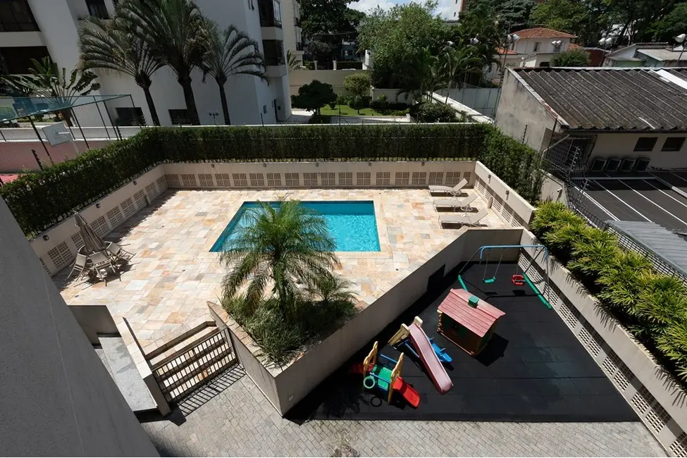 Apartamento com 4 quartos à venda, 178m2 em Moema, São Paulo - SP - imagem 9 Foto 9 de Apartamento com 4 quartos à venda, 178m2 em Moema, São Paulo - SP