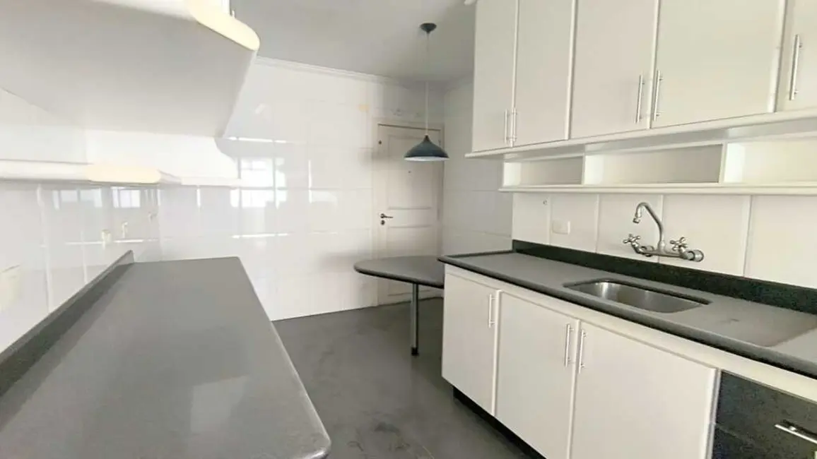 Foto 7 de Apartamento com 3 quartos à venda, 129m2 em Itaim Bibi, São Paulo - SP