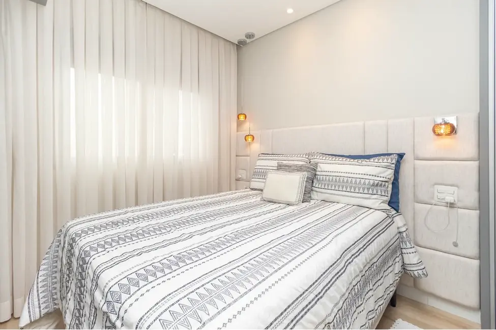 Foto 2 de Apartamento com 2 quartos à venda, 54m2 em Moema, São Paulo - SP