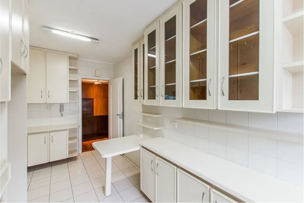 Apartamento com 3 quartos à venda, 186m2 em Campo Belo, São Paulo - SP - imagem 9 Foto 9 de Apartamento com 3 quartos à venda, 186m2 em Campo Belo, São Paulo - SP