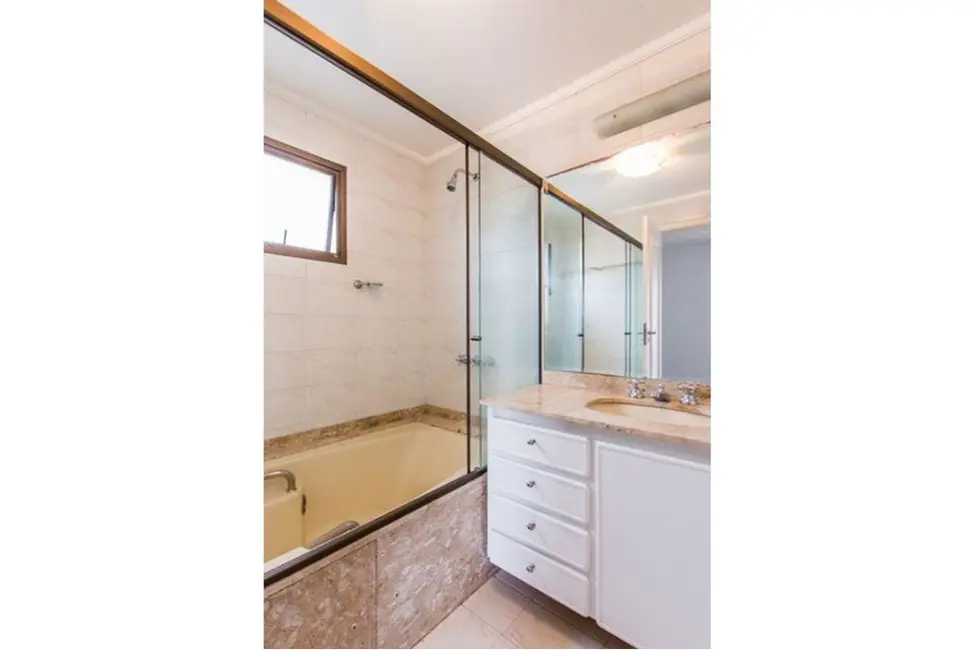 Apartamento com 3 quartos à venda, 186m2 em Campo Belo, São Paulo - SP - imagem 4 Foto 4 de Apartamento com 3 quartos à venda, 186m2 em Campo Belo, São Paulo - SP