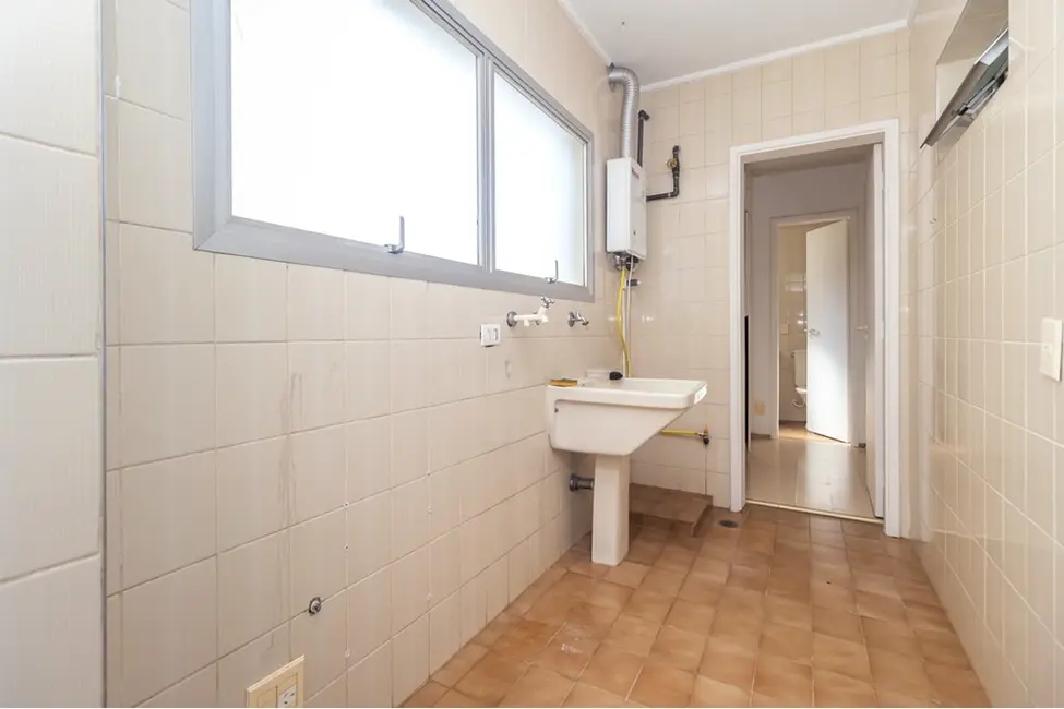 Foto 5 de Apartamento com 3 quartos à venda, 95m2 em Moema, São Paulo - SP