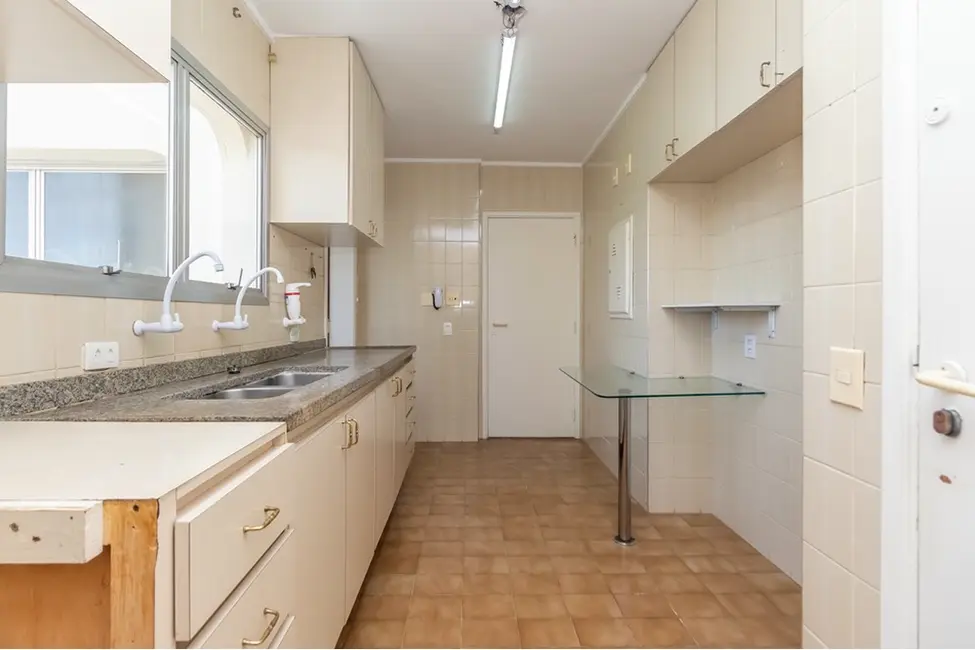 Foto 4 de Apartamento com 3 quartos à venda, 95m2 em Moema, São Paulo - SP