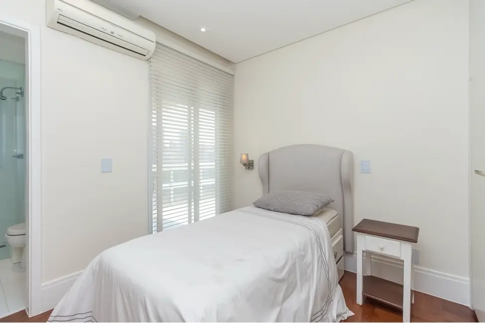 Apartamento com 4 quartos à venda, 2640m2 em Campo Belo, São Paulo - SP - imagem 4 Foto 4 de Apartamento com 4 quartos à venda, 2640m2 em Campo Belo, São Paulo - SP