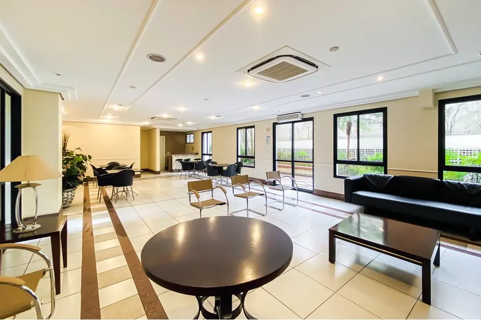 Foto 6 de Apartamento com 2 quartos à venda, 80m2 em Moema, São Paulo - SP