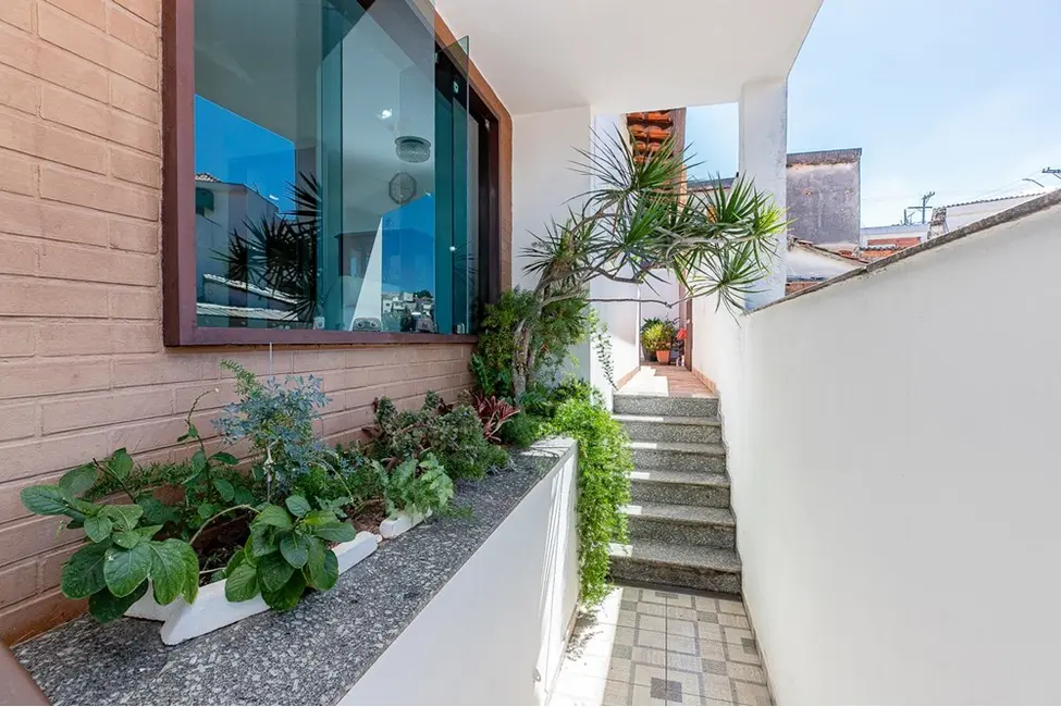 Casa com 3 quartos à venda, 260m2 em Jabaquara, São Paulo - SP - imagem 5 Foto 5 de Casa com 3 quartos à venda, 260m2 em Jabaquara, São Paulo - SP