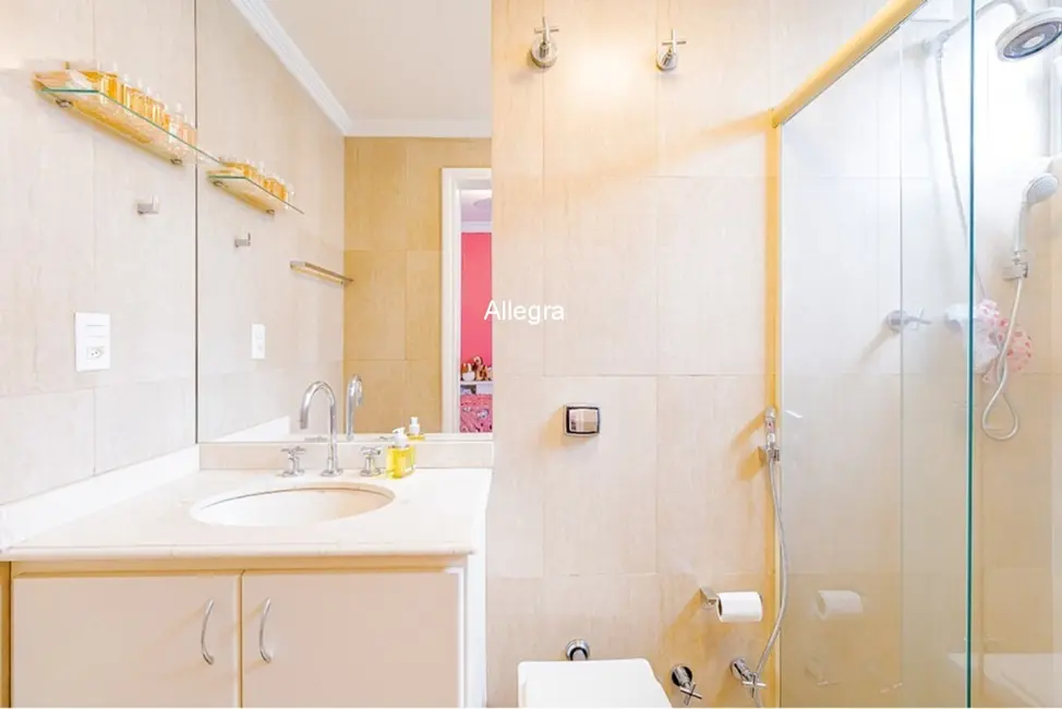 Apartamento com 3 quartos à venda, 111m2 em Santa Cecília, São Paulo - SP - imagem 4 Foto 4 de Apartamento com 3 quartos à venda, 111m2 em Santa Cecília, São Paulo - SP