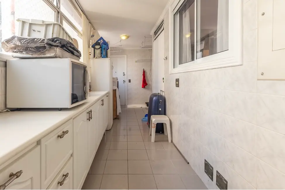 Apartamento com 5 quartos à venda, 233m2 em Santa Cecília, São Paulo - SP - imagem 8 Foto 8 de Apartamento com 5 quartos à venda, 233m2 em Santa Cecília, São Paulo - SP