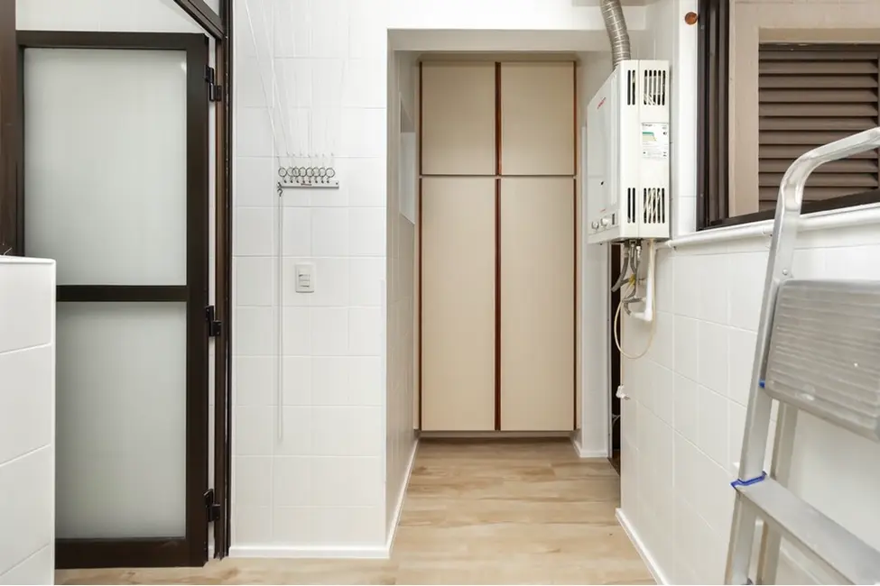 Apartamento com 3 quartos à venda, 101m2 em Moema, São Paulo - SP - imagem 7 Foto 7 de Apartamento com 3 quartos à venda, 101m2 em Moema, São Paulo - SP