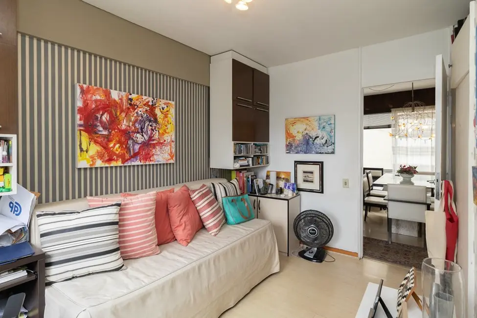 Apartamento com 3 quartos à venda, 132m2 em Moema, São Paulo - SP - imagem 6 Foto 6 de Apartamento com 3 quartos à venda, 132m2 em Moema, São Paulo - SP