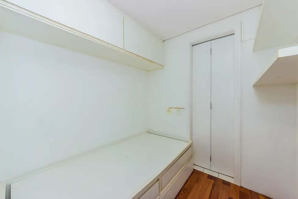 Foto 9 de Apartamento com 3 quartos à venda, 198m2 em Moema, São Paulo - SP