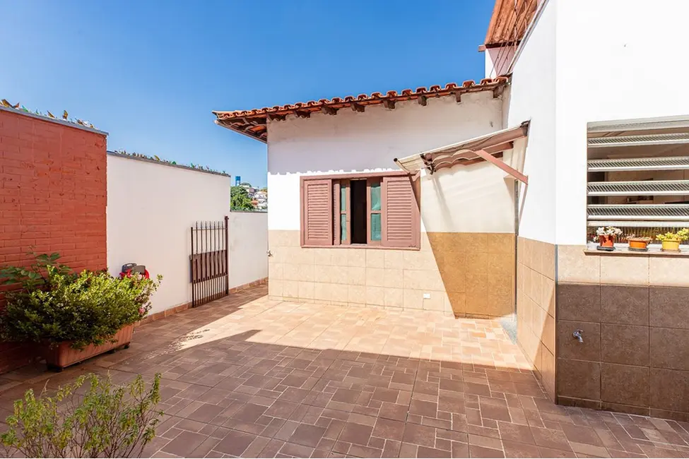 Foto 2 de Casa com 3 quartos à venda, 260m2 em Jabaquara, São Paulo - SP