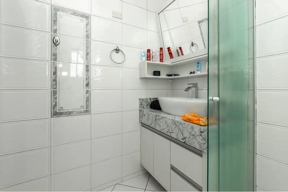Casa com 3 quartos à venda, 173m2 em Jardim das Maravilhas, Santo Andre - SP - imagem 4 Foto 4 de Casa com 3 quartos à venda, 173m2 em Jardim das Maravilhas, Santo Andre - SP