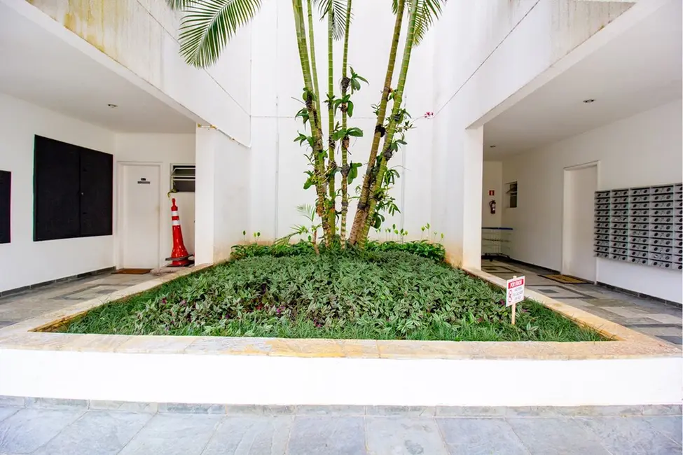 Foto 3 de Apartamento com 3 quartos à venda, 87m2 em Moema, São Paulo - SP