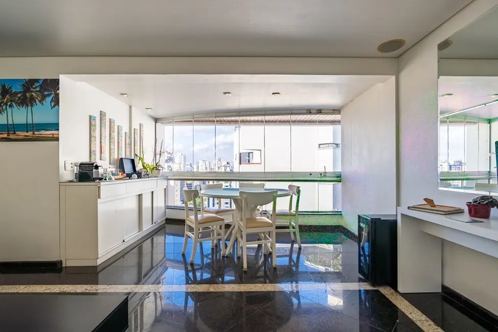 Foto 3 de Apartamento com 3 quartos à venda, 190m2 em Moema, São Paulo - SP