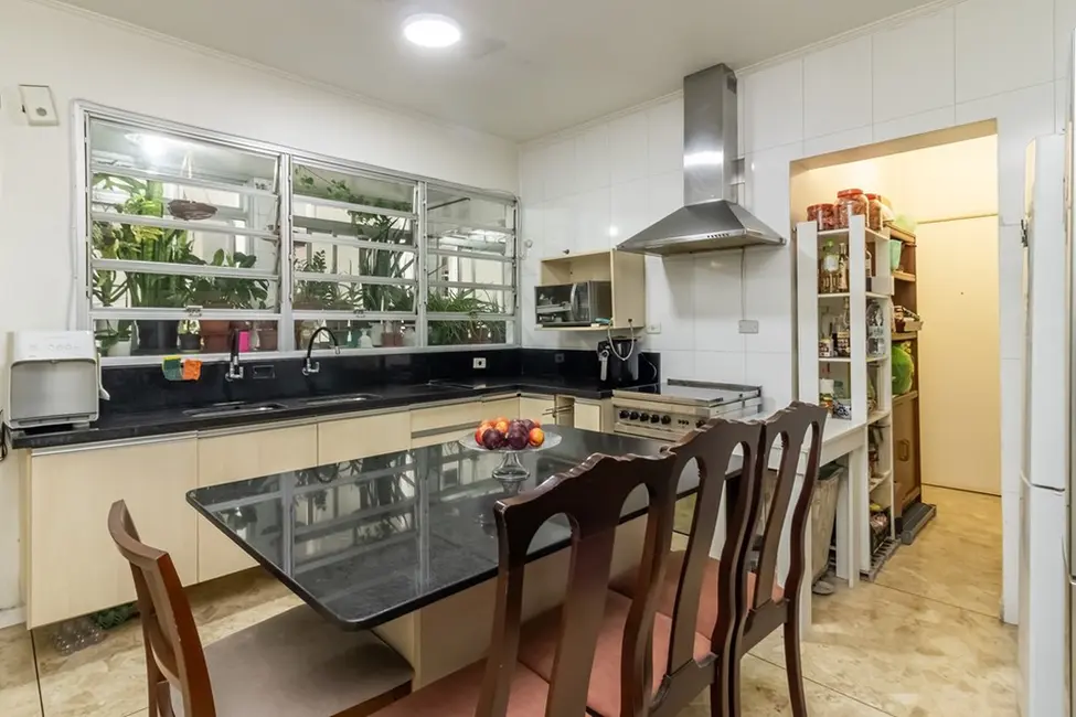 Foto 7 de Apartamento com 3 quartos à venda, 180m2 em Itaim Bibi, São Paulo - SP