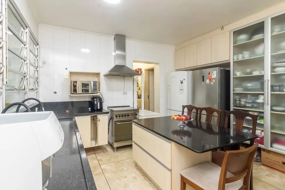 Foto 8 de Apartamento com 3 quartos à venda, 180m2 em Itaim Bibi, São Paulo - SP