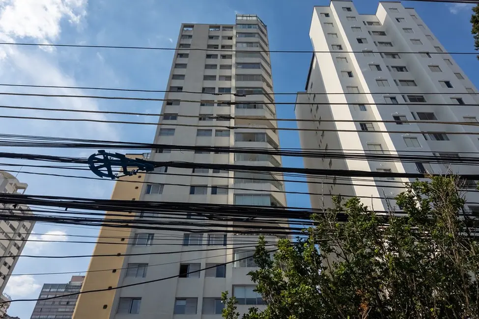 Apartamento com 3 quartos à venda, 145m2 em Moema, São Paulo - SP - imagem 1 Foto 1 de Apartamento com 3 quartos à venda, 145m2 em Moema, São Paulo - SP