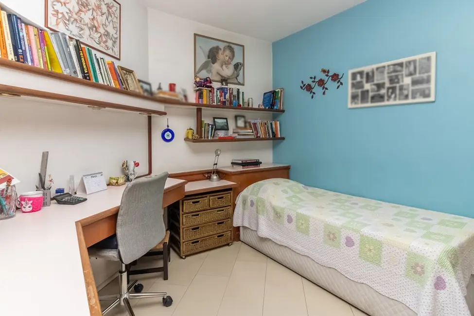 Foto 4 de Apartamento com 4 quartos à venda, 170m2 em Moema, São Paulo - SP