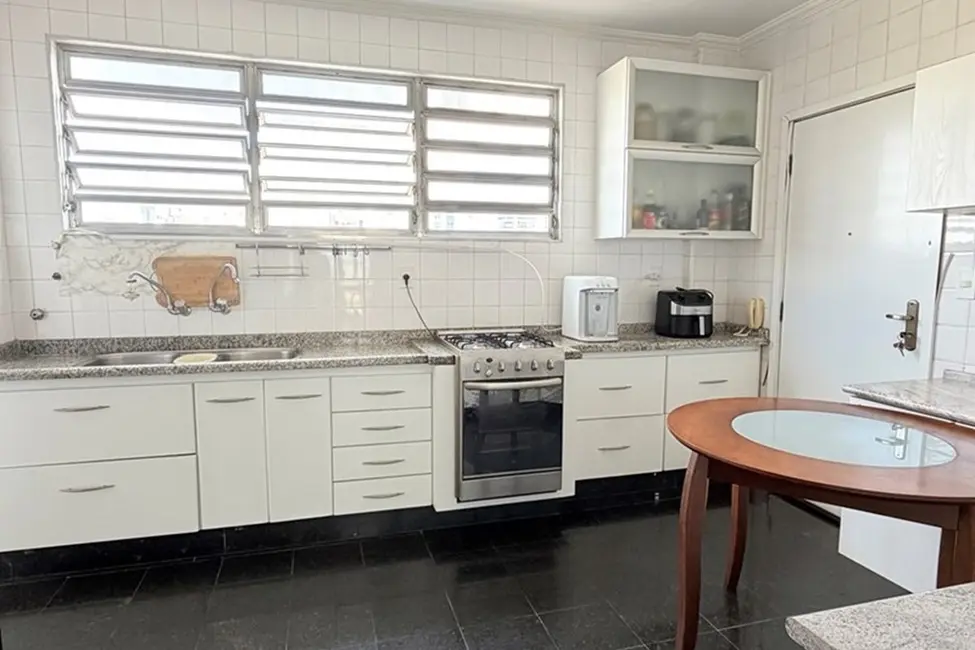 Apartamento com 3 quartos à venda, 136m2 em Cambuci, São Paulo - SP - imagem 3 Foto 3 de Apartamento com 3 quartos à venda, 136m2 em Cambuci, São Paulo - SP