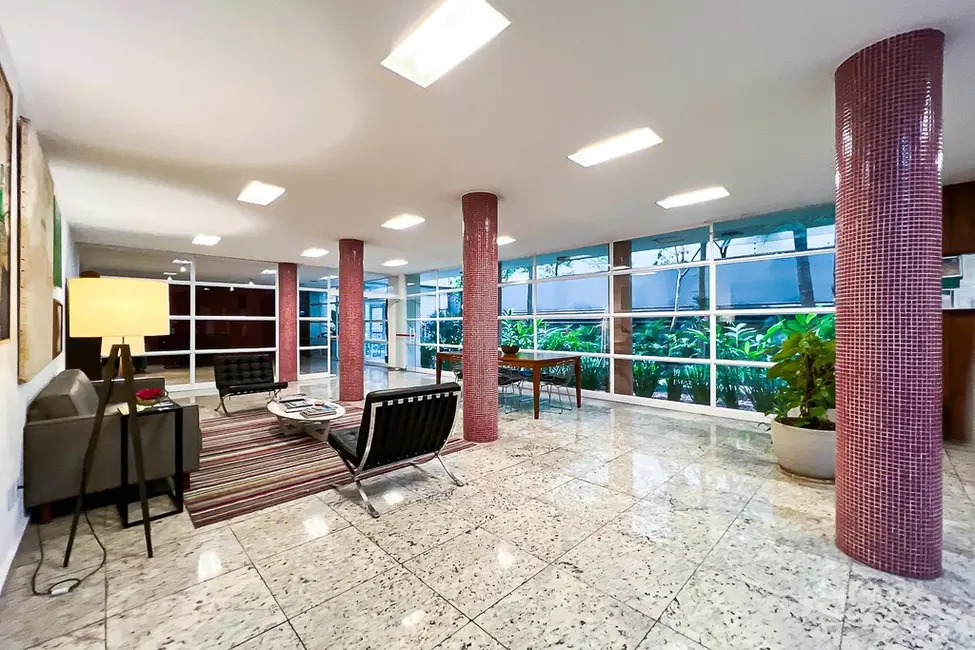 Apartamento com 3 quartos à venda, 132m2 em Pinheiros, São Paulo - SP - imagem 5 Foto 5 de Apartamento com 3 quartos à venda, 132m2 em Pinheiros, São Paulo - SP