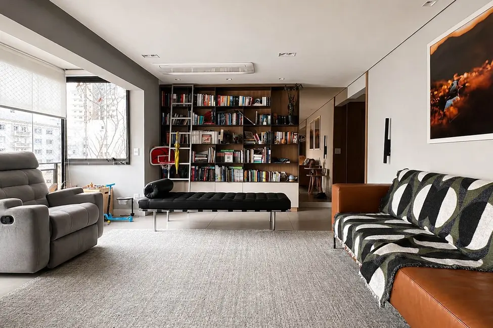 Apartamento com 3 quartos à venda, 143m2 em Moema, São Paulo - SP - imagem 1 Foto 1 de Apartamento com 3 quartos à venda, 143m2 em Moema, São Paulo - SP