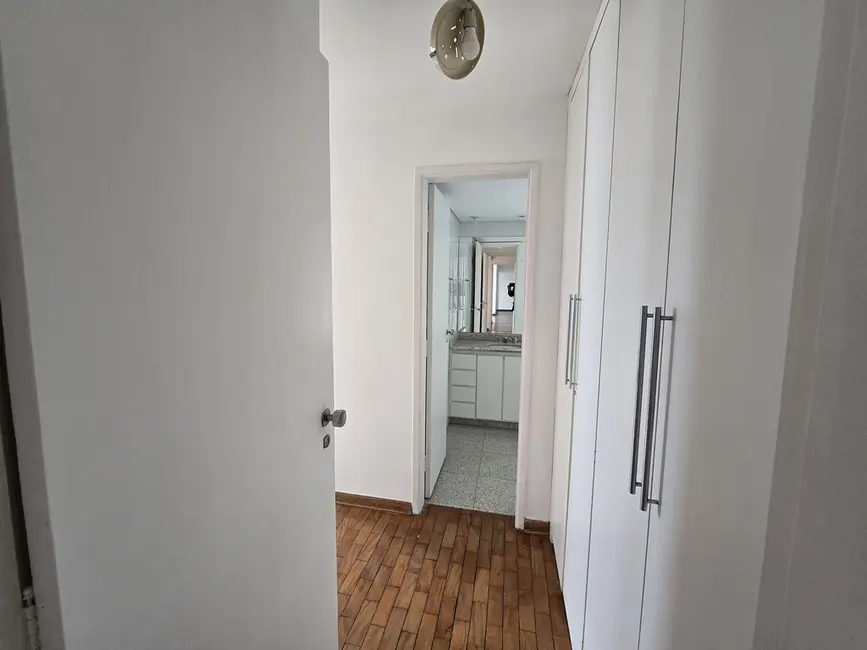 Foto 3 de Apartamento com 3 quartos à venda, 136m2 em Moema, São Paulo - SP