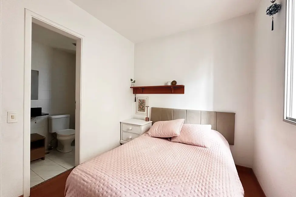 Foto 2 de Apartamento com 3 quartos à venda, 63m2 em Cambuci, São Paulo - SP