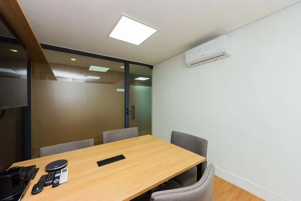 Sala Comercial à venda, 80m2 em Santo Amaro, São Paulo - SP - imagem 3 Foto 3 de Sala Comercial à venda, 80m2 em Santo Amaro, São Paulo - SP
