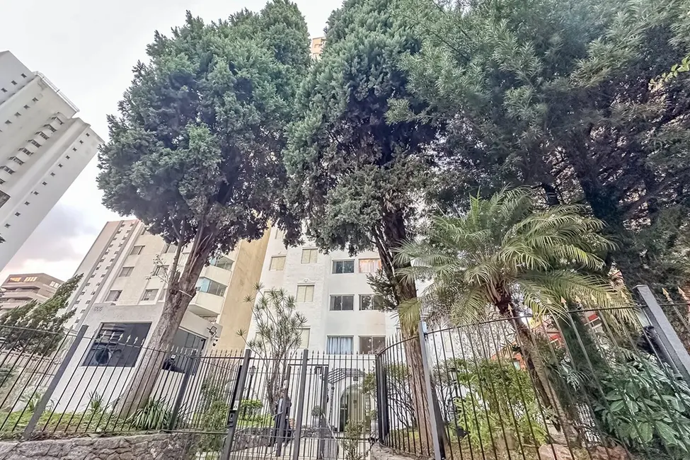 Foto 3 de Apartamento com 2 quartos à venda, 62m2 em Moema, São Paulo - SP