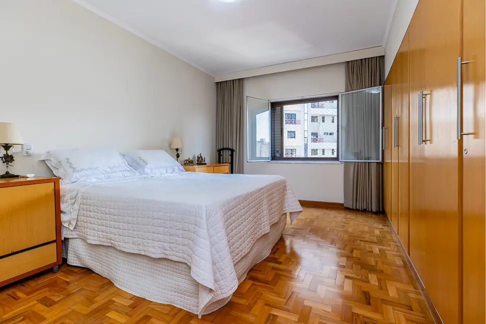 Foto 4 de Apartamento com 3 quartos à venda, 187m2 em Itaim Bibi, São Paulo - SP