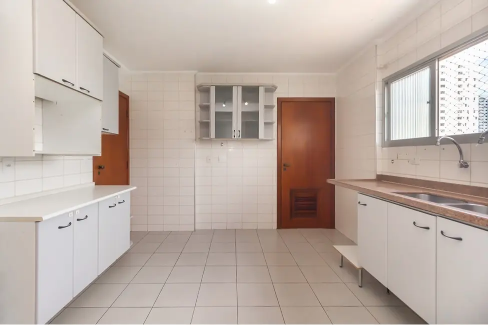 Foto 6 de Apartamento com 3 quartos à venda, 155m2 em Vila Pompéia, São Paulo - SP