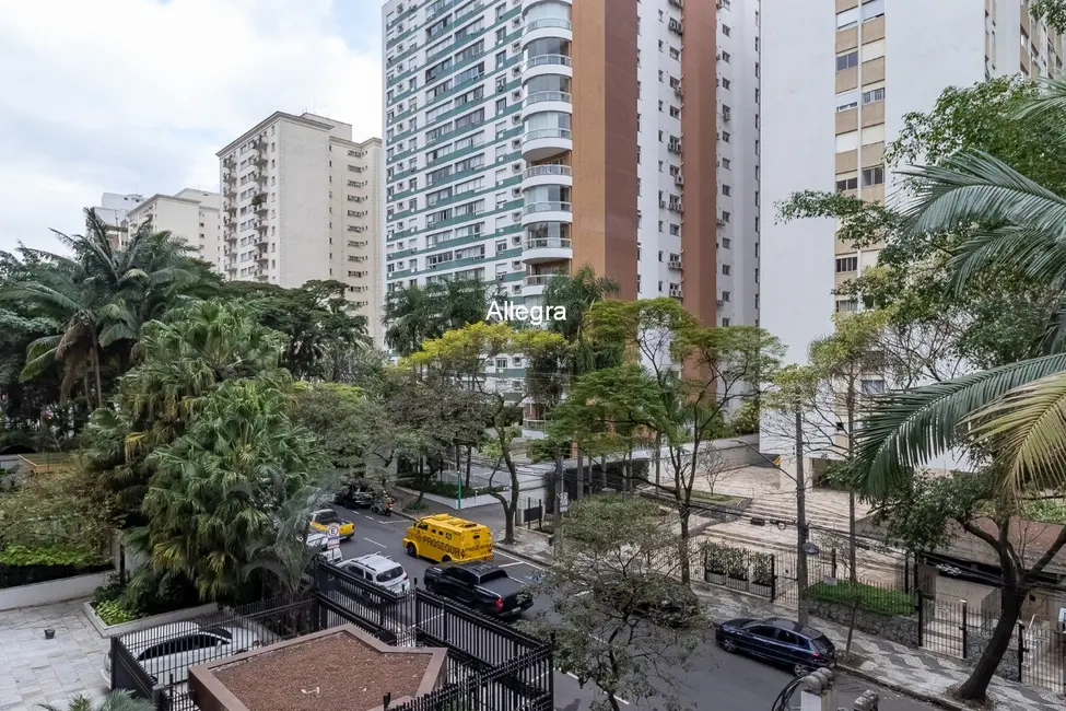 Foto 7 de Apartamento com 3 quartos à venda, 155m2 em Itaim Bibi, São Paulo - SP