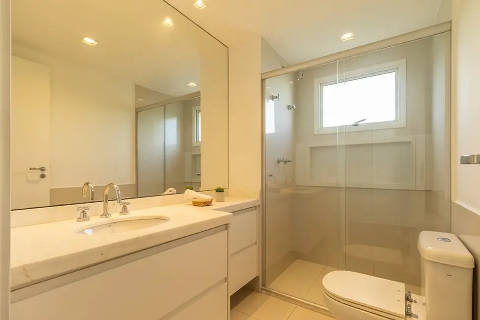 Apartamento com 4 quartos à venda, 310m2 em Santo Amaro, São Paulo - SP - imagem 9 Foto 9 de Apartamento com 4 quartos à venda, 310m2 em Santo Amaro, São Paulo - SP